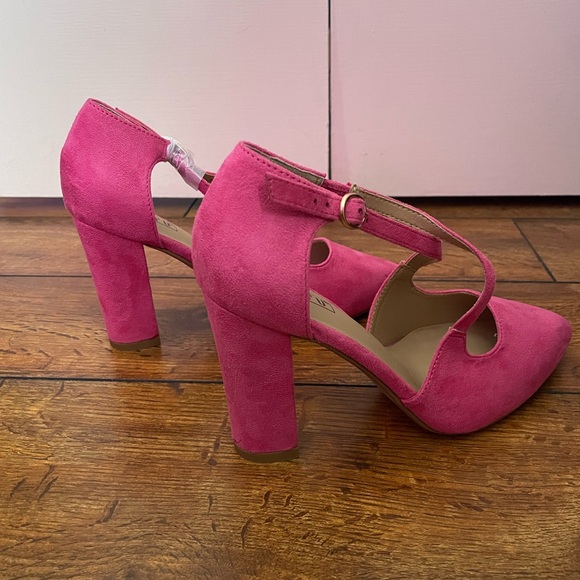 NWOT Chunky HERLS IDIFU 4in Chunky High Heels Pumps Closed Toe Block Strappy - Picture 8 of 15